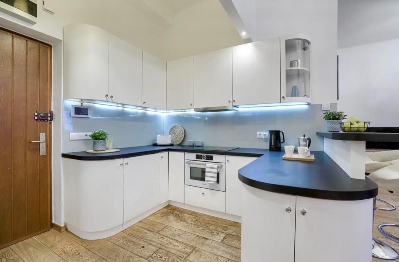 Castle & Culture - Modern 2-room With Balcony In Center Apartament Warszawa